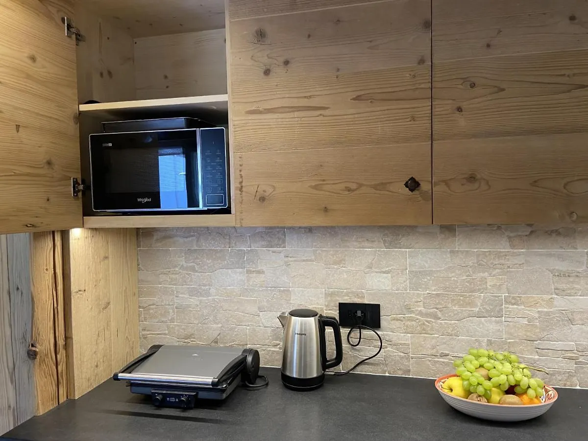 Lino Deluxe Suite Borca di Cadore Italia