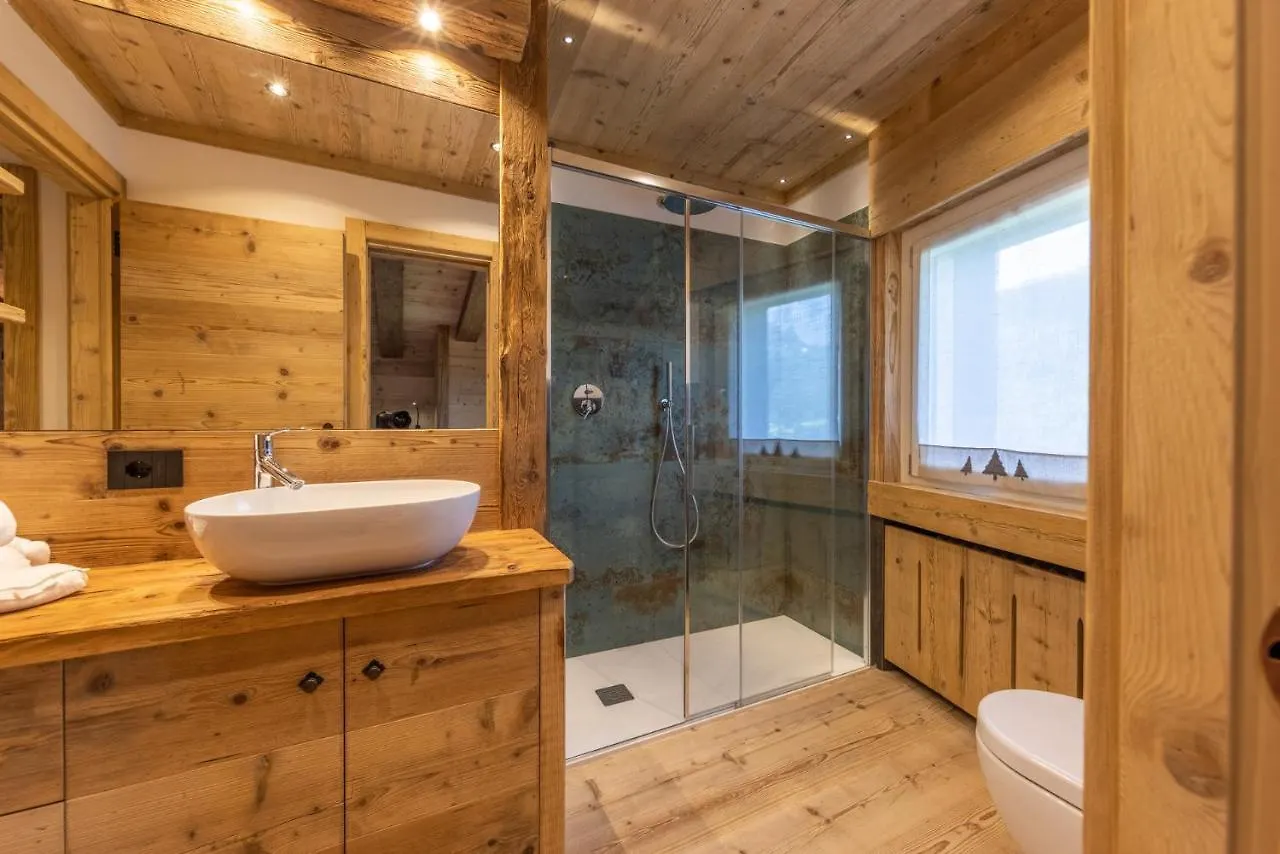 Lino Deluxe Suite Borca di Cadore Italy